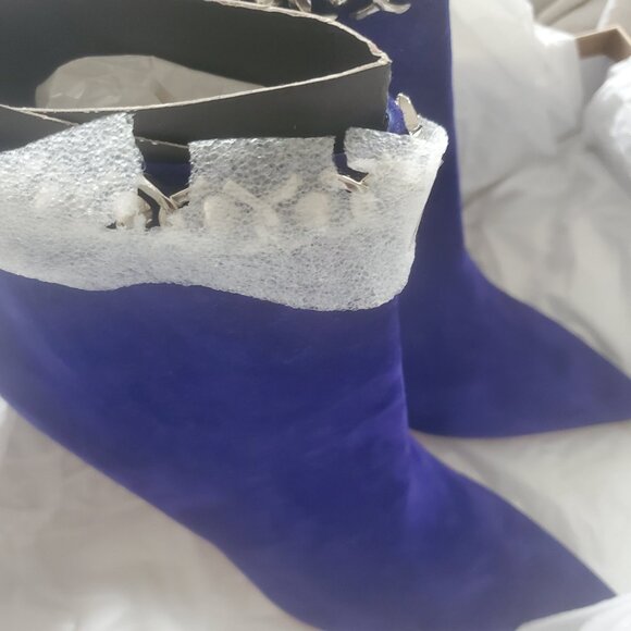 Christian Louboutin Booty Chain - Picture 9 of 16